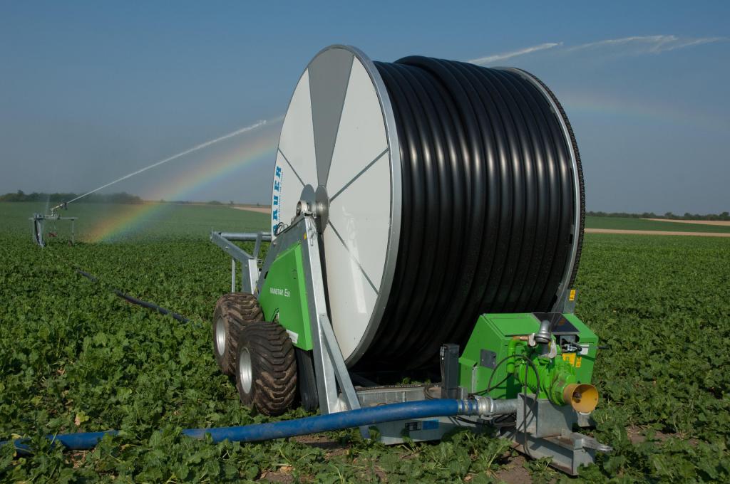 Geopoços Perfuração e manutenção de poços artesianos e sistemas de irrigação